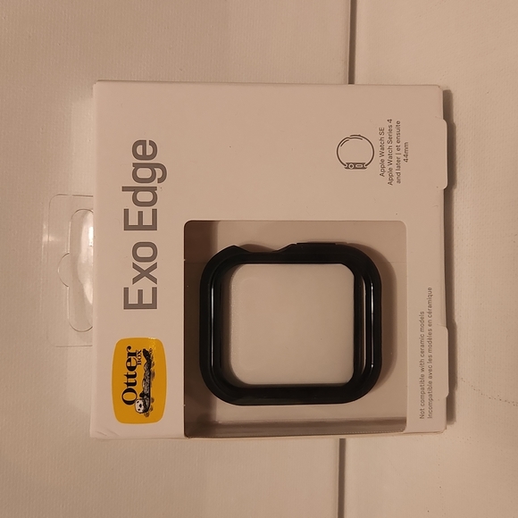 Otterbox Exo Edge Apple Watch SE Protective Case - Picture 1 of 3
